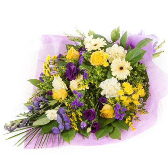 Traditional Bouquets The Flower Company Florist Inverness