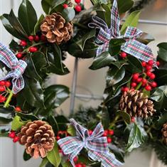 Standard Grave or Door Christmas Wreath 
